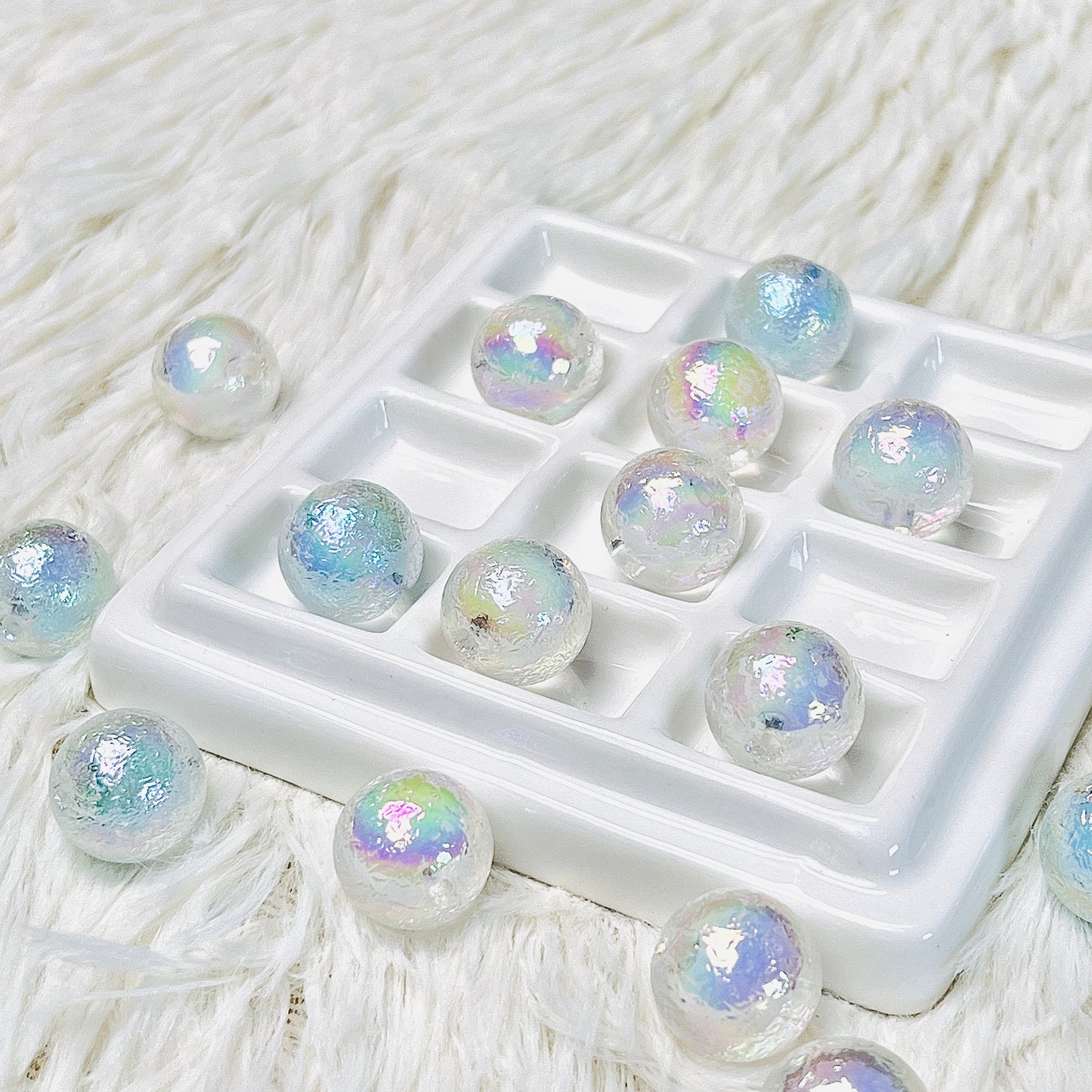 16MM Shimmer Ice Bead