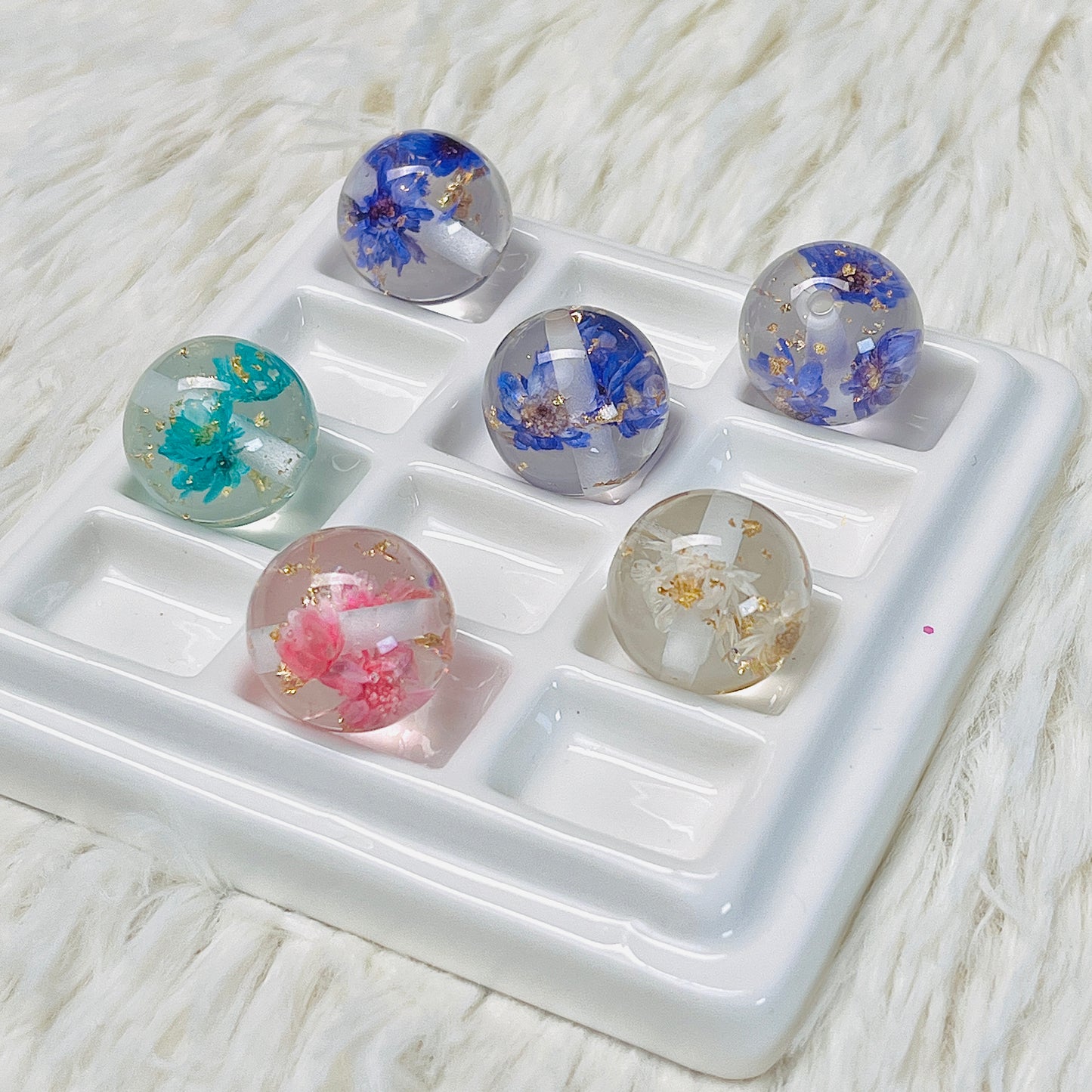 20MM 3D Flowers Bead