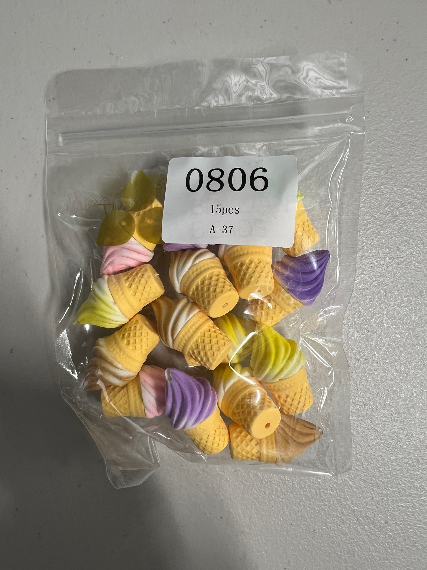 【POPCANDY】16mm Acrylic Beads Mix for DIY Pen, Keychain, Bracelet,Crafts - Category LS(The quantity of a pack is as shown in the picture.)